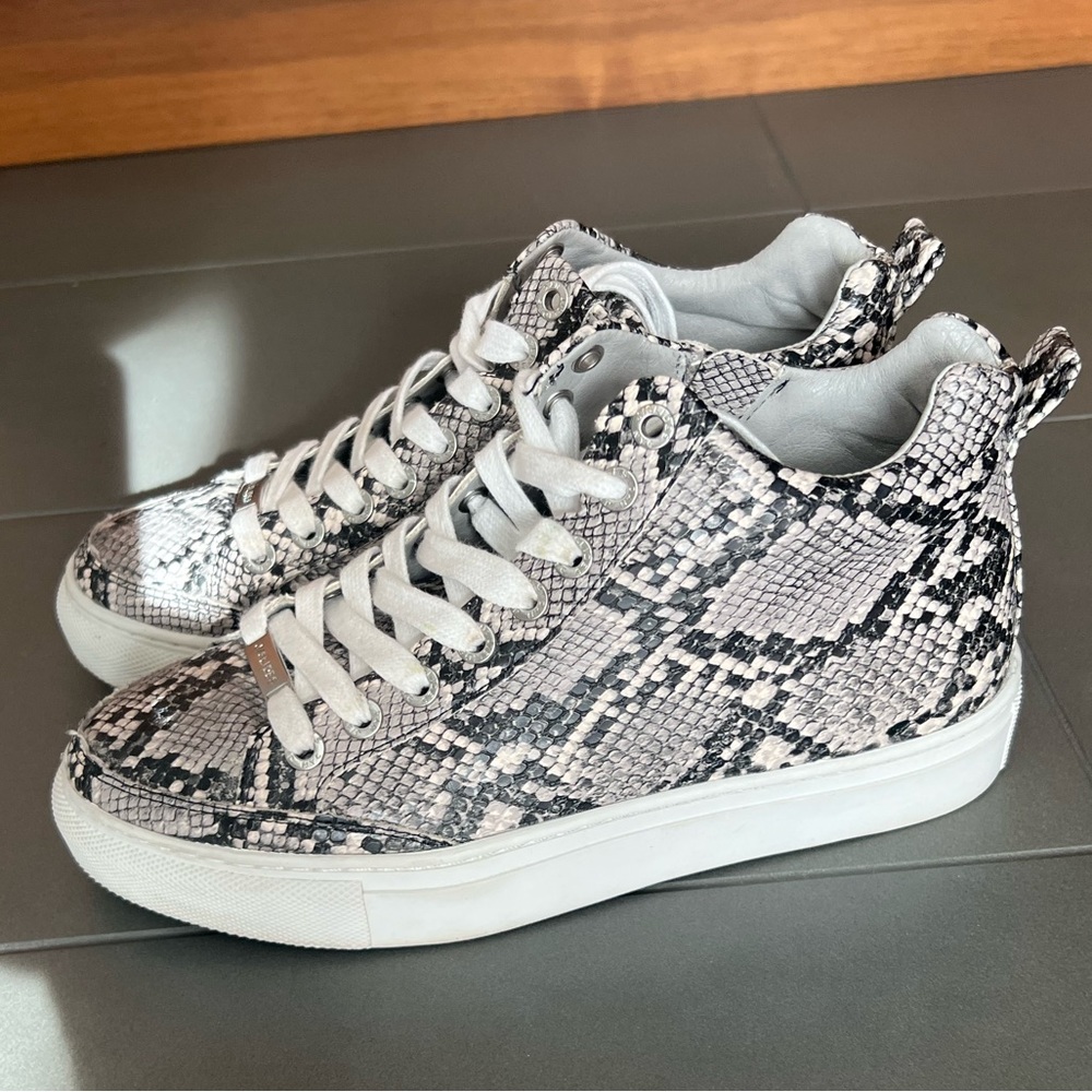 J/SLIDES NYC Women's Snakeskin Mid Top Sneaker, Size 5.5